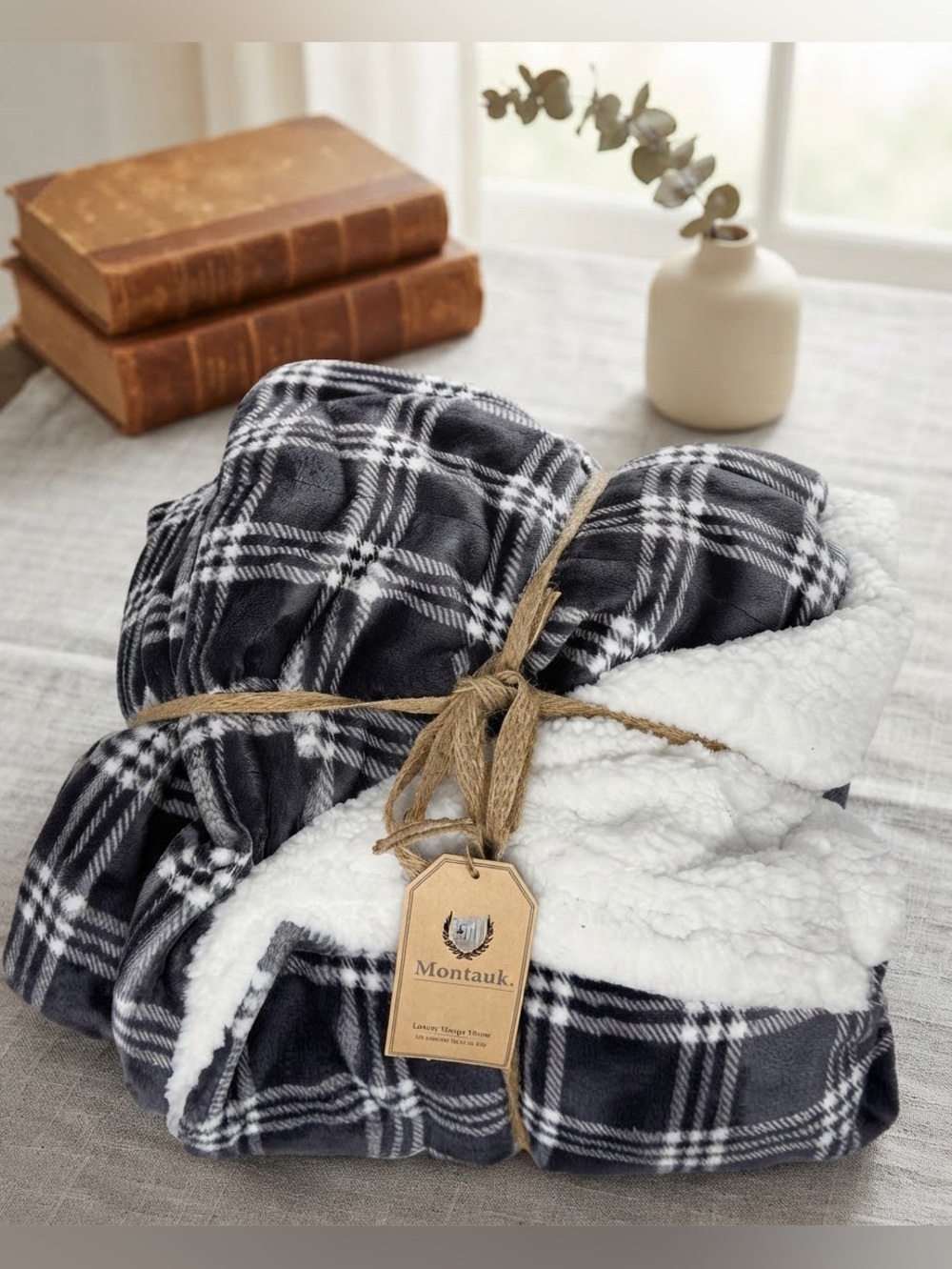 NEW throw blanket  - Plush Sherpa fleece Throw Blanket -  Plaid 50 x 60 Montauk